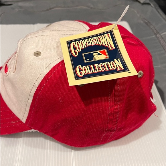 Red and White Baseball Cap Brand New - Picture 2 of 8